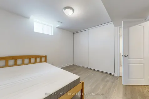 39 Livia Herman Way Barrie ON L4M 6X1