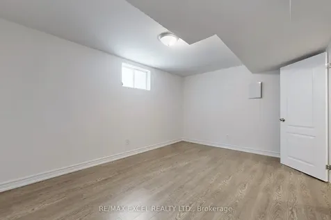 39 Livia Herman Way Barrie ON L4M 6X1