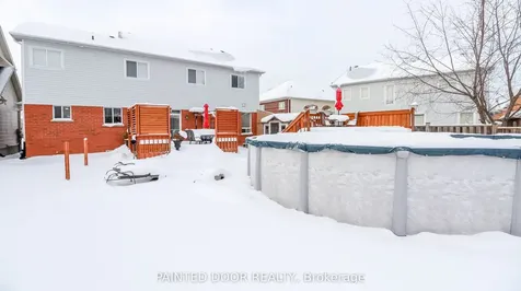 5 Regina Road Barrie ON L4M 7J1