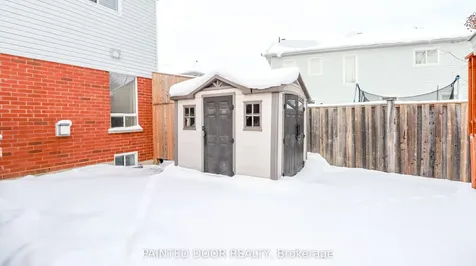 5 Regina Road Barrie ON L4M 7J1