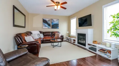 5 Regina Road Barrie ON L4M 7J1