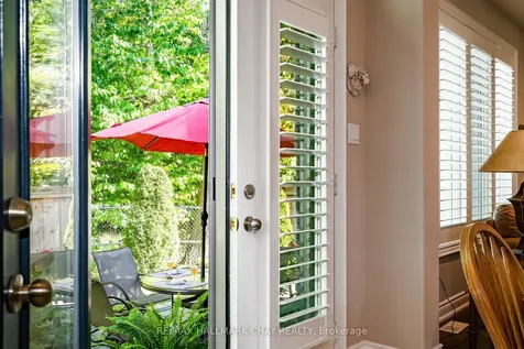 101 Jewel House Lane Barrie ON L4N 5X1