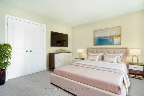 101 Jewel House Lane Barrie ON L4N 5X1