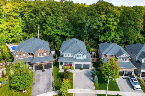 101 Jewel House Lane Barrie ON L4N 5X1