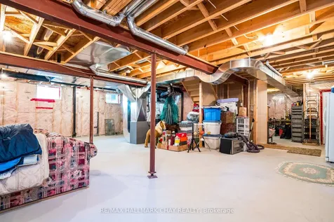 101 Jewel House Lane Barrie ON L4N 5X1