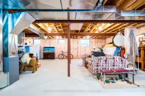 101 Jewel House Lane Barrie ON L4N 5X1