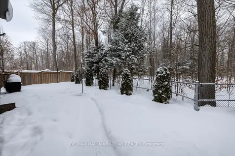 101 Jewel House Lane Barrie ON L4N 5X1