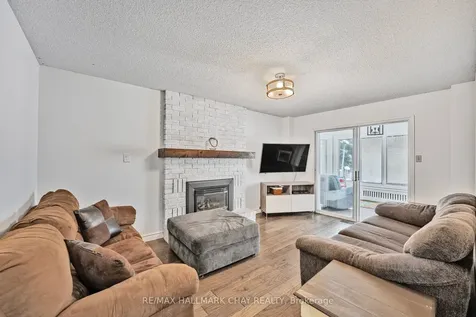 15 Callaghan Drive Barrie ON L4N 6E8