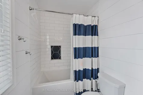 15 Callaghan Drive Barrie ON L4N 6E8