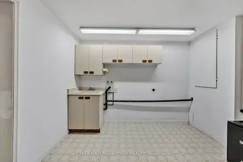 15 Callaghan Drive Barrie ON L4N 6E8