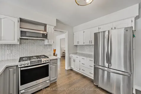 15 Callaghan Drive Barrie ON L4N 6E8