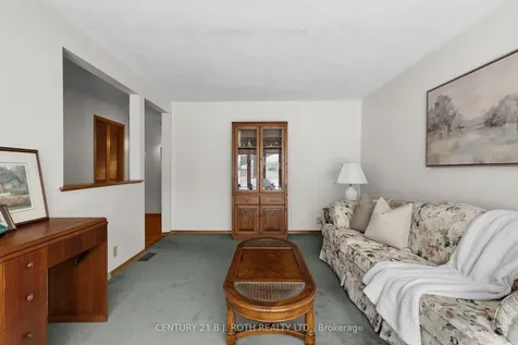 28 Adelaide Street Barrie ON L4N 3T5