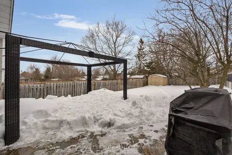 25 Elizabeth Street Barrie ON L4N 6M1