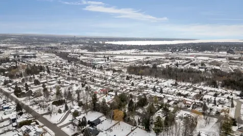 25 Elizabeth Street Barrie ON L4N 6M1