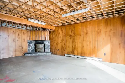 1012 Sixth Street Clearview ON L9Y 3Y9