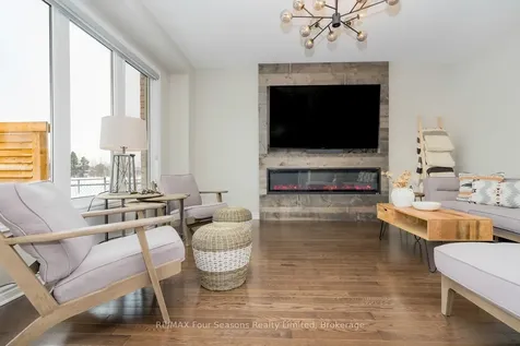 112 Kirby Avenue Collingwood ON L9Y 4C5