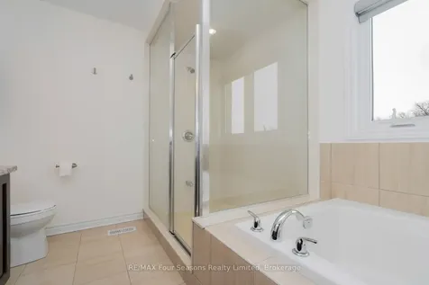 112 Kirby Avenue Collingwood ON L9Y 4C5