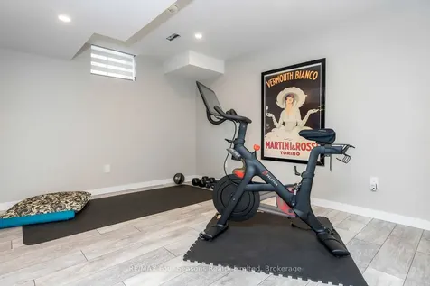 112 Kirby Avenue Collingwood ON L9Y 4C5