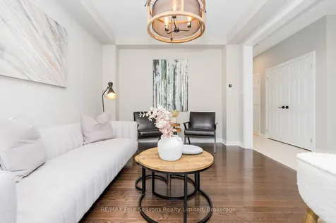 112 Kirby Avenue Collingwood ON L9Y 4C5