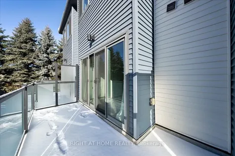 369 Essa Road Barrie ON L4M 4T5