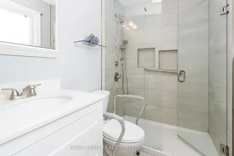 32 Trillium Crescent Barrie ON L4N 5K3