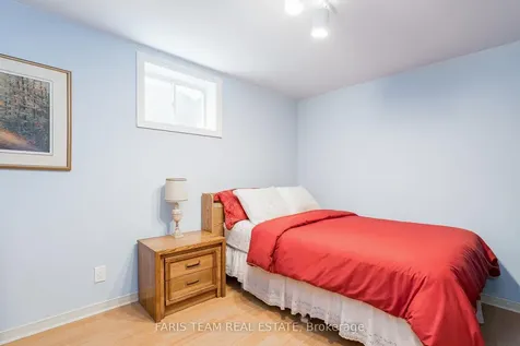 32 Trillium Crescent Barrie ON L4N 5K3