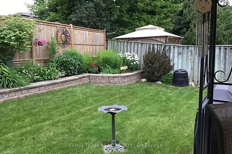 32 Trillium Crescent Barrie ON L4N 5K3