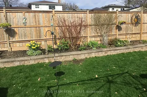 32 Trillium Crescent Barrie ON L4N 5K3