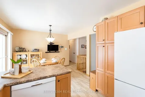 32 Trillium Crescent Barrie ON L4N 5K3