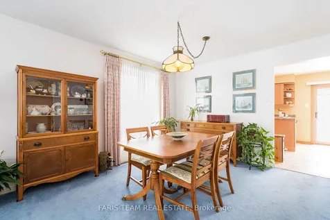 32 Trillium Crescent Barrie ON L4N 5K3