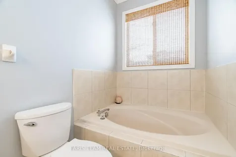 87 Tunbridge Road Barrie ON L4M 6S9