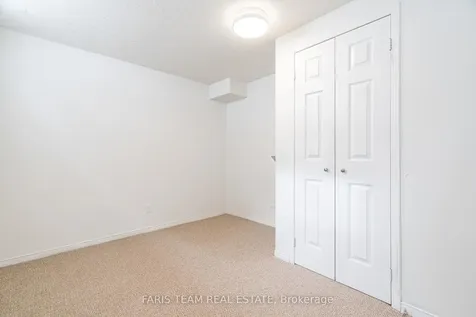 87 Tunbridge Road Barrie ON L4M 6S9