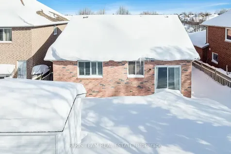 87 Tunbridge Road Barrie ON L4M 6S9