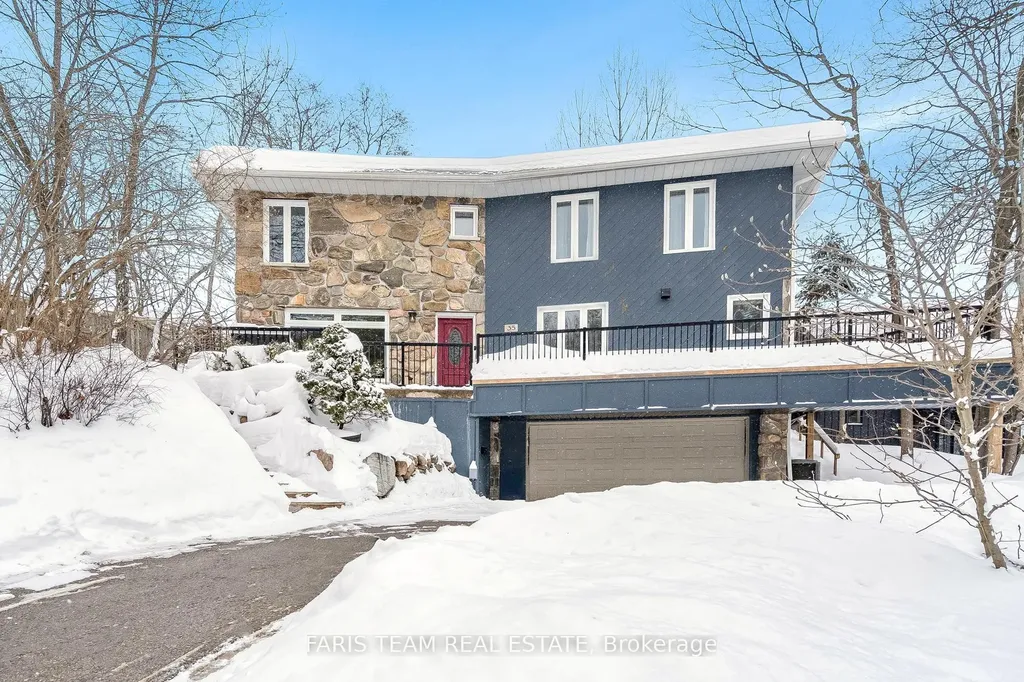 35 Street Vincent Street Barrie ON L4M 3Y3