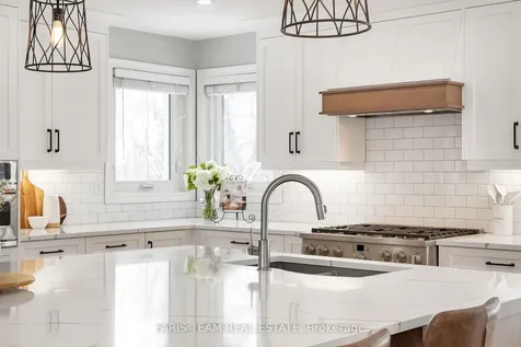 35 Street Vincent Street Barrie ON L4M 3Y3