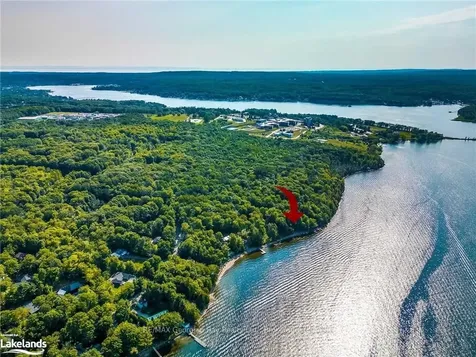 114 Gilwood Park Drive Penetanguishene ON L9M 1Z6