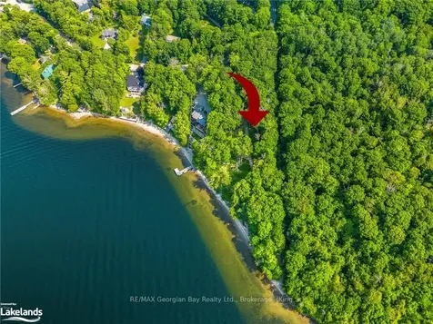 114 Gilwood Park Drive Penetanguishene ON L9M 1Z6