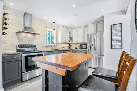 22 Patterson Place Barrie ON L4N 6T2