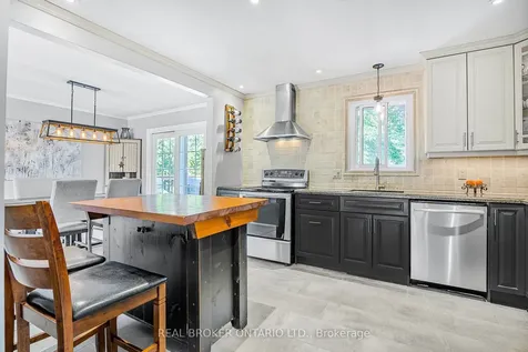 22 Patterson Place Barrie ON L4N 6T2