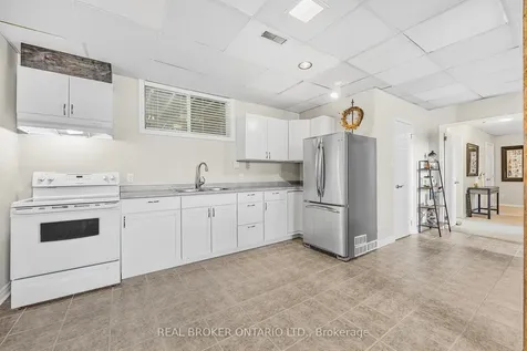 22 Patterson Place Barrie ON L4N 6T2