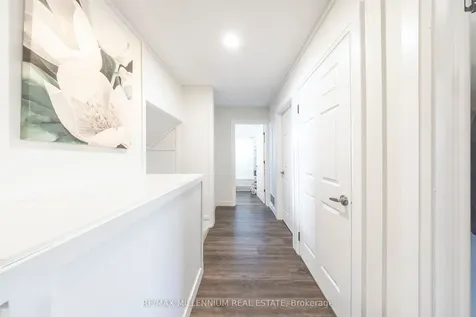 44 Oren Boulevard Barrie ON L4N 4M1