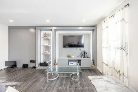 44 Oren Boulevard Barrie ON L4N 4M1