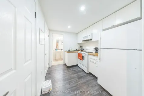 44 Oren Boulevard Barrie ON L4N 4M1