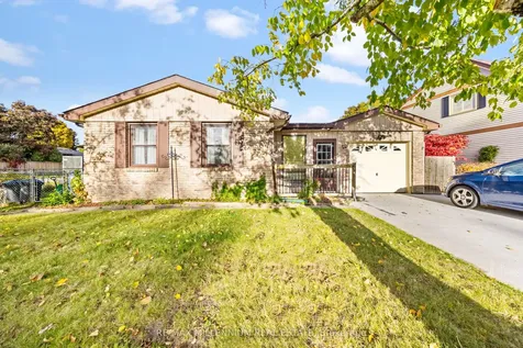 44 Oren Boulevard Barrie ON L4N 4M1