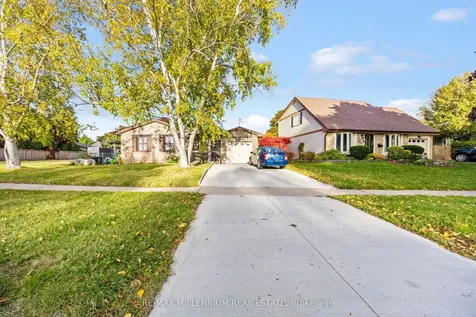 44 Oren Boulevard Barrie ON L4N 4M1