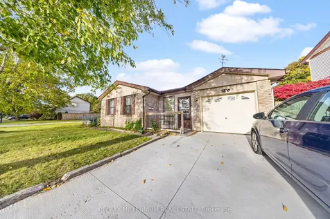 44 Oren Boulevard Barrie ON L4N 4M1