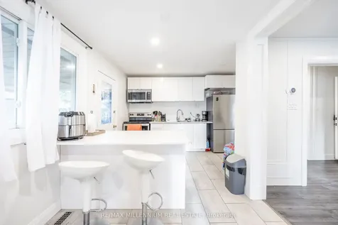 44 Oren Boulevard Barrie ON L4N 4M1