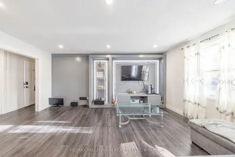 44 Oren Boulevard Barrie ON L4N 4M1