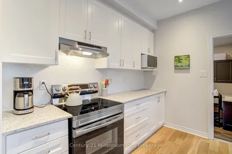 22 Kirby Avenue Collingwood ON L9Y 3W8