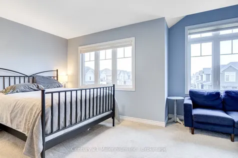 22 Kirby Avenue Collingwood ON L9Y 3W8